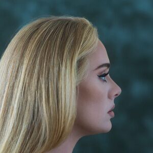 Adele 30 (Amazon Exclusive White Vinyl）
